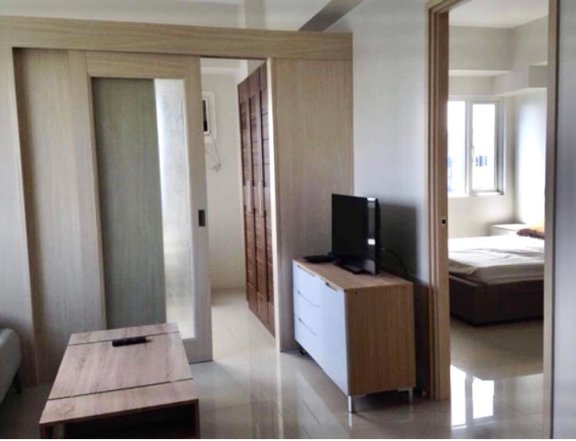 2BR FULLY FURNISHED END UNIT AT THE BLUE RESIDENCES