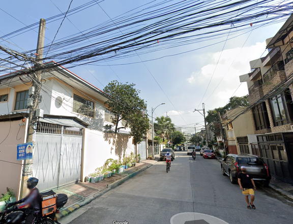 FOR SALE LA LOMA PROPERTY  80 Sq M THREE (3) STOREY TOWNHOUSE near RETIRO