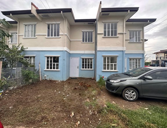 ANICA TOWNHOUSE FOR RENT 3 BEDROOMS 2 TOILET AND BATH PROVISION FOR 1 CAR GARAGE