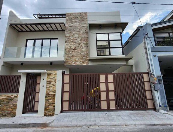 5-bedroom 3 Storey Single Detached House For Sale in Tandang Sora  QC