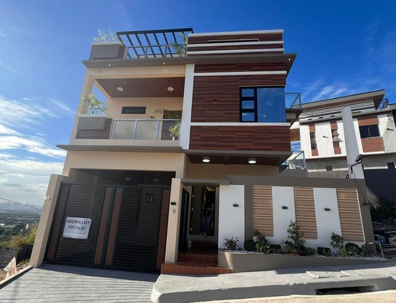 3BR Overlooking Laguna De Bay House and Lot FOR SALE in Taytay