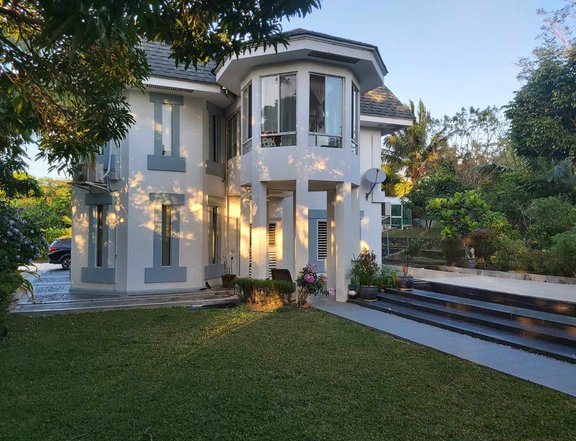 Elegant Batangas House For Sale 3-bedroom with large attic in Lemery Batangas