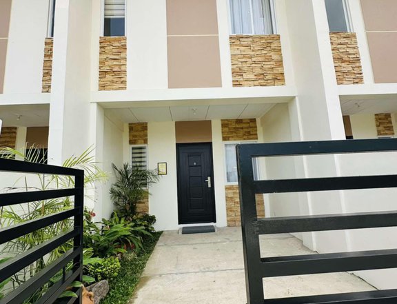 2-bedroom Townhouse For Sale in Padre Garcia Batangas