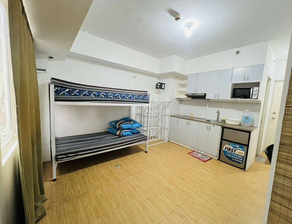 STUDIO UNIT 23 SQM WITH DOUBLE DECK PLUS BED + AIRCON 18K