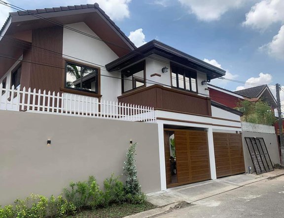 Asian Tropical Two Storey House and Lot for sale with swimming pool