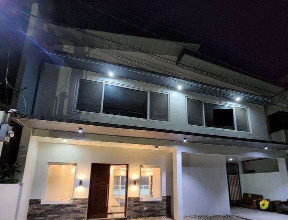 NEW MODERN POOL VILLA TYPE HOUSE IN ANGELES CITY