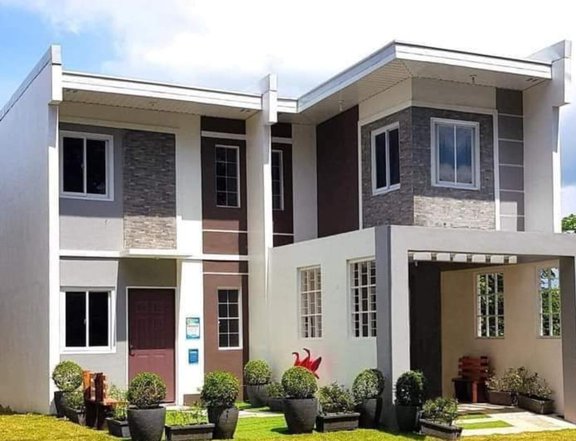 2-bedroom Townhouse For Sale in Sto. Tomas Batangas