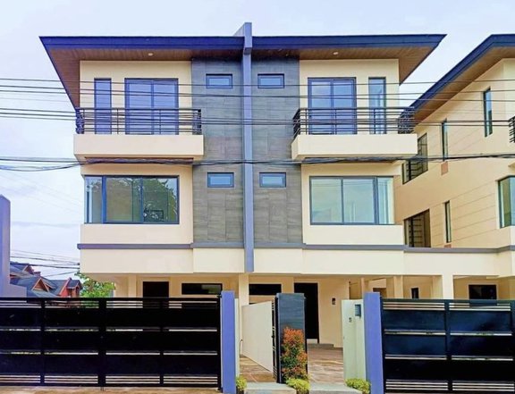 FOR SALE THREE STOREY NEWLY BUILT DUPLEX TYPE HOUSES IN PAMPANGA NEAR JUMBO JENRA