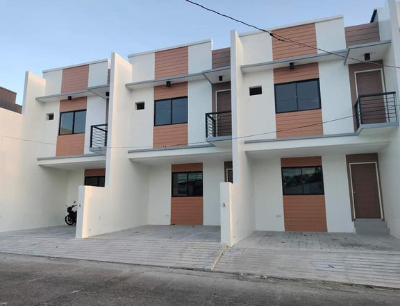 3-bedroom Townhouse For Sale in Taytay Rizal