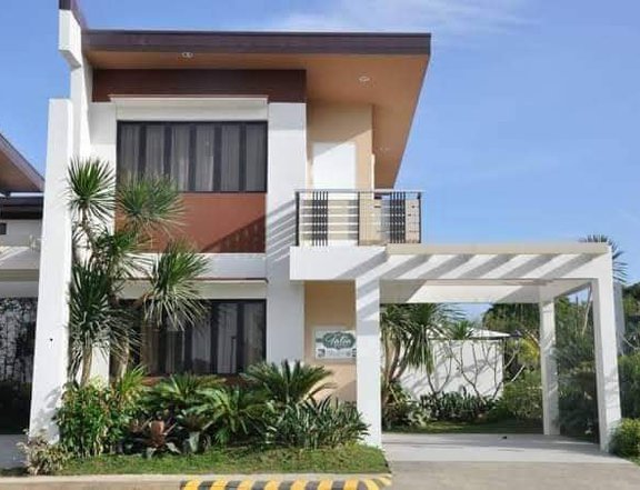 Preselling  Single Attach with parking & balcony in Dasmarinas Cavite