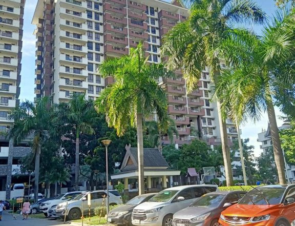 64.00 sqm 2-bedroom Condo For Sale in Royal Palm Taguig