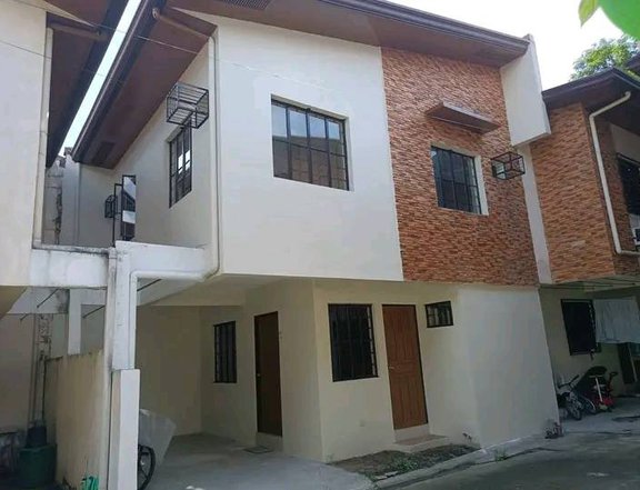 3-bedroom Single Attached House For Sale in Samaka Village Quezon City