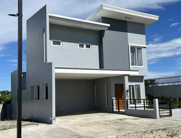 RFO  4 BEDROOM SINGLE ATTACHED HOUSE AND LOT FOR SALE IN LAPU LAPU