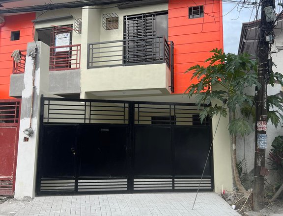 RFO 3-bedroom Townhouse For Sale By Owner in Project 8 Quezon City