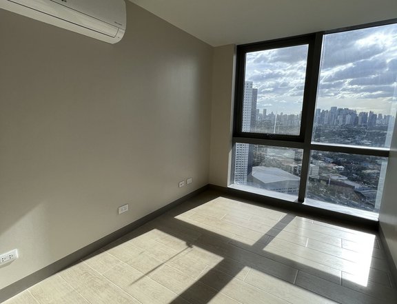 Selling this personal property we love so much so we can relocate in the province.