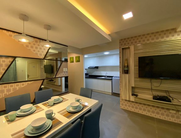 Rent-to-Own Nice Italian-Inspired 2 BR Furnished seaview SRP Cebu City