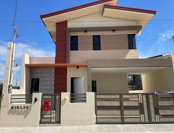 TWO STOREY HOUSE AND LOT FOR SALE IN GRAND PARKPLACE IMUS CAVITE