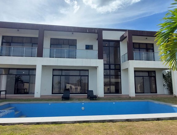 For Sale Villa with own Swimming pool in Sunvalley Clark