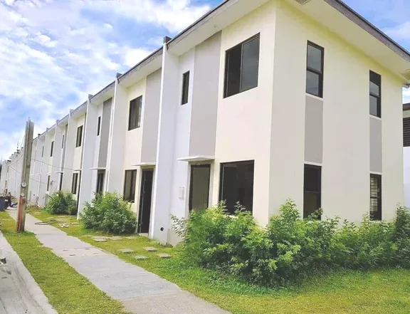 2BR Westdale Phase 4 Townhouse For Sale in Tanza Cavite