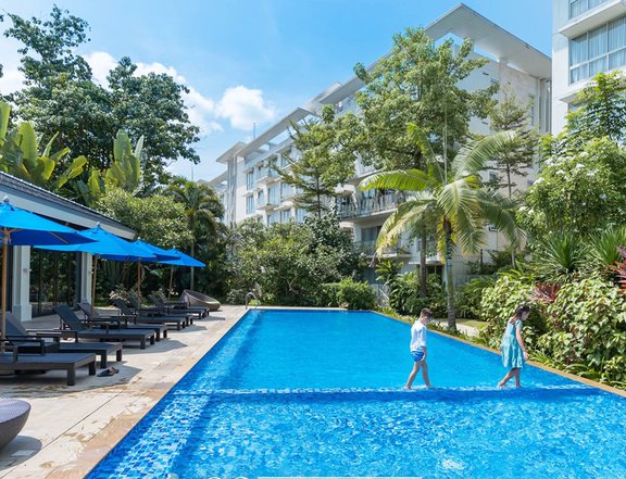 Luxury 3 Bedrooms Condo in 32 Sanson Condo Units By Rockwell (Can Be Rent to Own)
