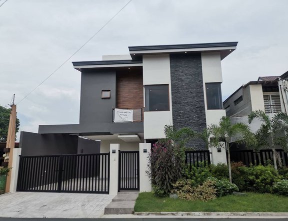 FOR SALE: Merville Park Subdivision, 2 Storey House and Lot