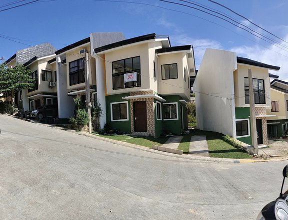 Semi Furnished 3-bedroom Townhouse For Sale in Consolacion Cebu