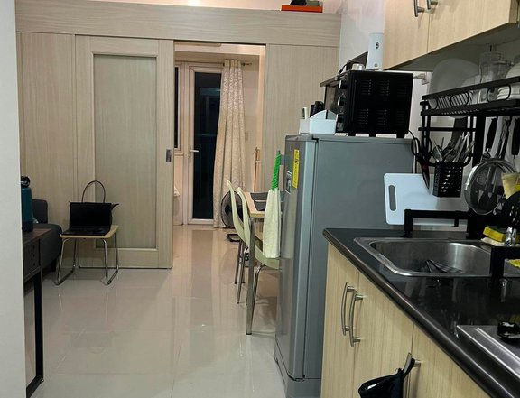 FOR SALE 1 BEDROOM WITH BALCONY SMDC LIGHT MANDALUYONG