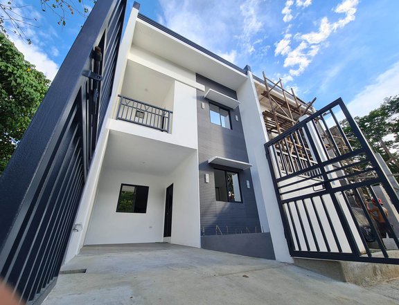 4-bedroom Townhouse For Sale Ready For Occupancy in San Mateo Rizal