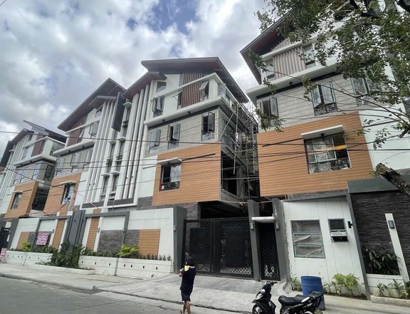 RFO 4-bedroom Townhouse for sale in Manila near Binondo Manila