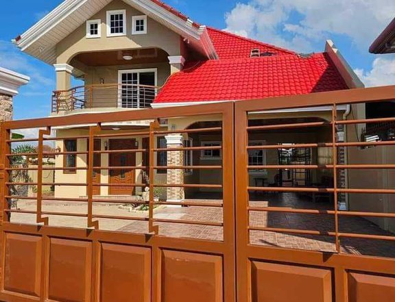 Furnished 6-bedroom Single Detached House For Sale in Talisay Cebu