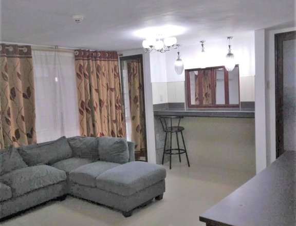 Beautiful 2-Bedroom 2-sty 72.m2 Condo Sucat Paranaque Village