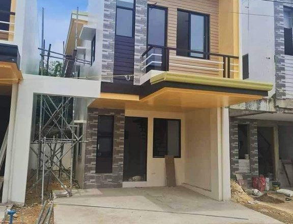 RFO: 2-bedroom Townhouse For Sale in Consolacion Cebu