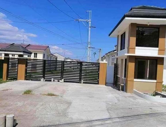 2 Bedroom RFO Townhouse For Sale in Tanza Cavite