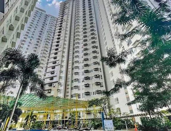 Ready For Occupancy Rent to Own 8k Monthly Edsa Mandaluyong Mrt