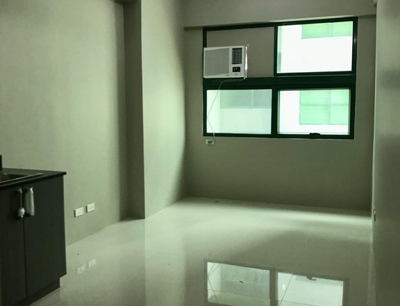 Unfurnished Studio Condo for Sale in South Triangle, Quezon City (Timog)