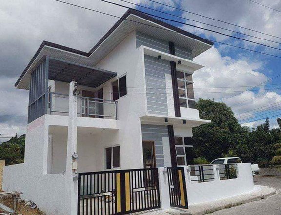 3 bedroom house for sale in Tanauan City near Startoll Exit