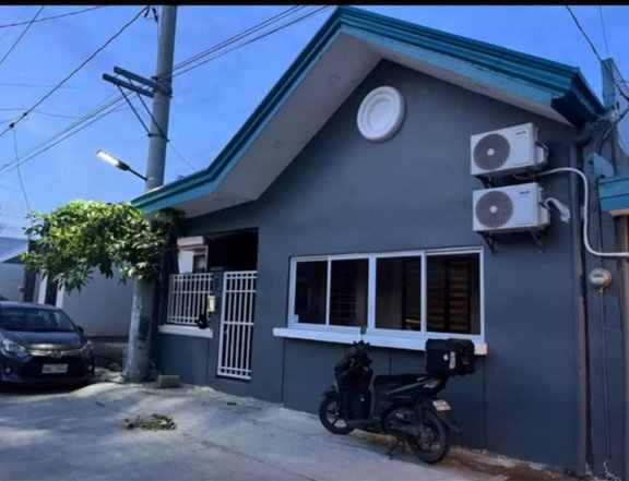 Pre-Owned 2-bedroom Single Attached House For Sale in Cabuyao Laguna including the furnitures