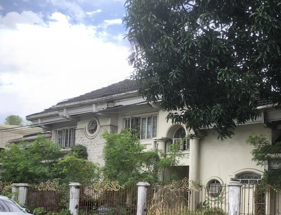 Acropolis Subdivision, 4BR Corner House and Lot for Sale in Quezon City