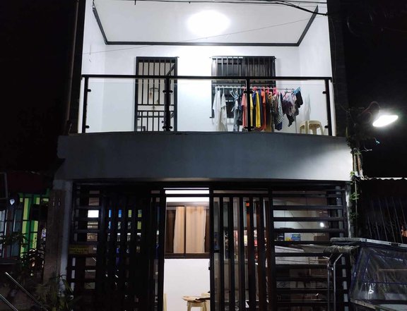 2- bedroom Townhouse with balcony For Sale in Lipa Batangas