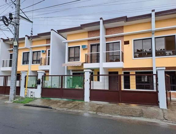 Vista Riva Pilar Townhouse in Las Pinas (inside BF Pilar)