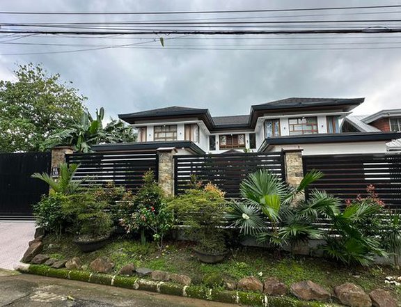5BR Pre-Owned House and Lot in Beverly Hills Antipolo