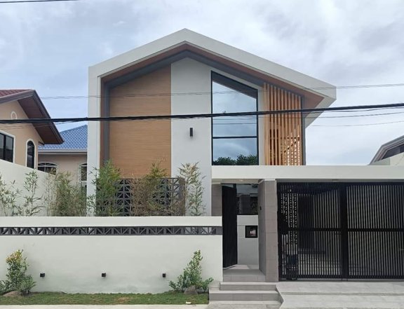 FOR SALE: BRAND-NEW MODERN SCANDINAVIAN HOUSE IN PAMPANGA