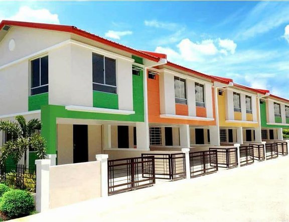 3BR Townhouse For Sale in Elliston Place in General Trias Cavite