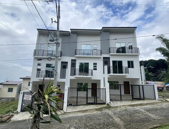 House and Lot For Sale In Montevista Taytay Rizal