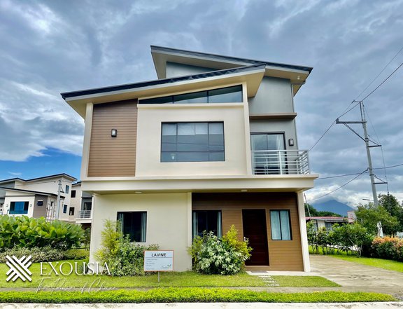 5-bedroom Single Detached House and Lot For Sale in SENTRINA Alaminos Laguna near SM San Pablo