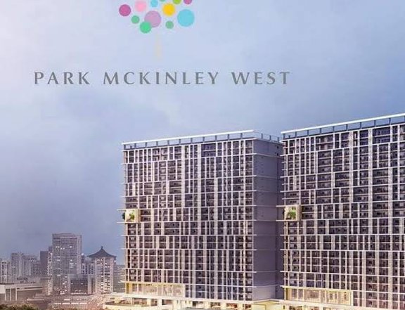 Pre-selling 38.50 sqm 1-bedroom Condo @ Mckinley West For Sale