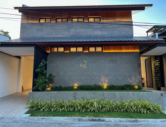 Exquisite 4 Bedroom House and Lot For Sale in BF Homes, Las Pinas