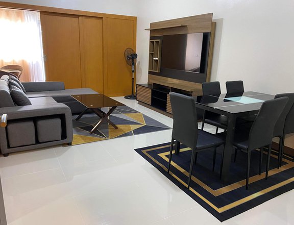 RUSH SALE 2BR CONDO at THE ELLIS in Bel Air Makati City