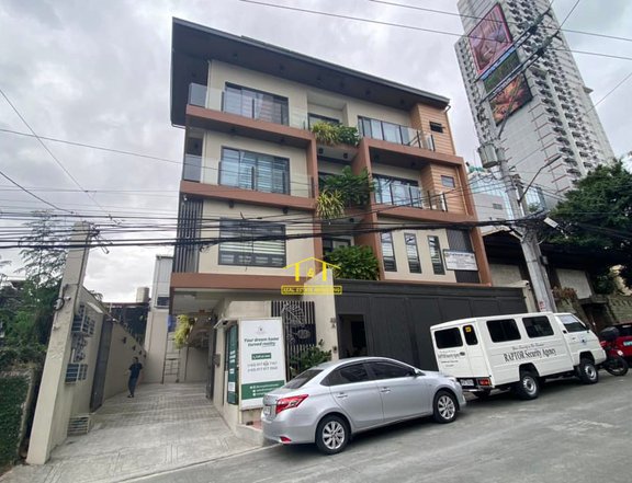 4-bedroom Modern Townhouse For Sale in Cubao, Quezon City