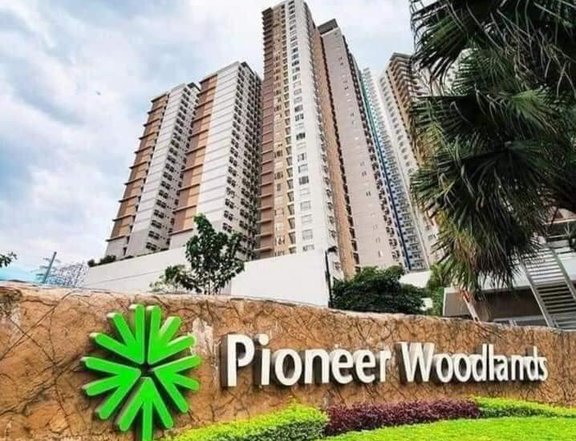 NO Downpayment 0% Interest 1 bedroom Rent to Own Pioneer Woodlands ,Mandaluyong Condo Along EDSA